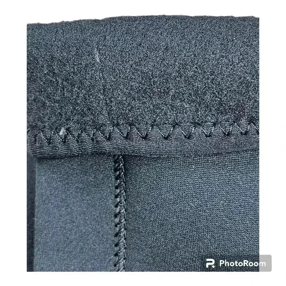 Northwest Territory black fleece lined neoprene socks #0-800774-119 L or XL NWT - Picture 6 of 7